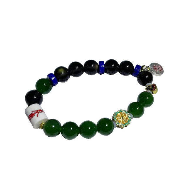 
I like to use privately customized one-to-one rosary beads, high-end Hetian jade crystal, pure silver and gold