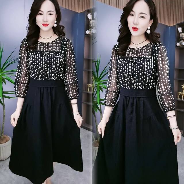 2025 early spring new style slim waist-hugging spliced ​​printed round neck mid-length skirt
