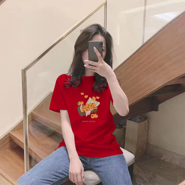 Whitening and age-reducing big red round neck simple short-sleeved T-shirt for women 2025 summer inner wear fashionable niche base top
