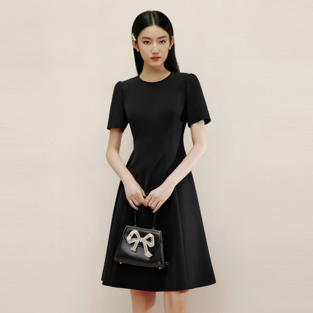 Langzi Group LIME Rhine elegant classic OL small black dress dress 25 summer round neck waist slim commuter skirt
