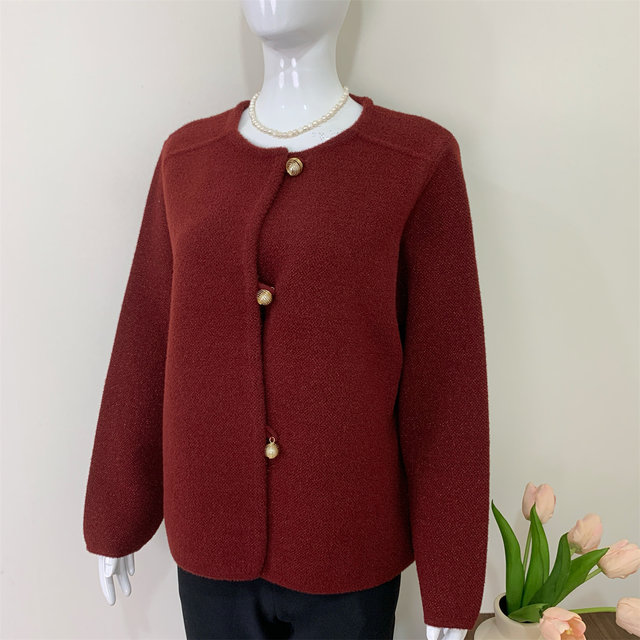 Happy mother-in-law and mother-in-law's autumn woolen short coat for middle-aged and elderly people's birth year wedding festive red woolen top