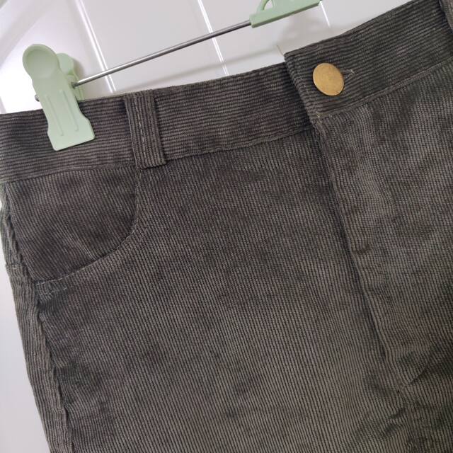 Core velvet lotus edge fishtail skirt Pocket skirt Female autumn and winter high -waisted retro school wind defense light A -line skirt
