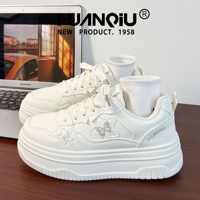 Global design sense star butterfly white shoes for women 2025 autumn new small body breathable heightened casual shoes