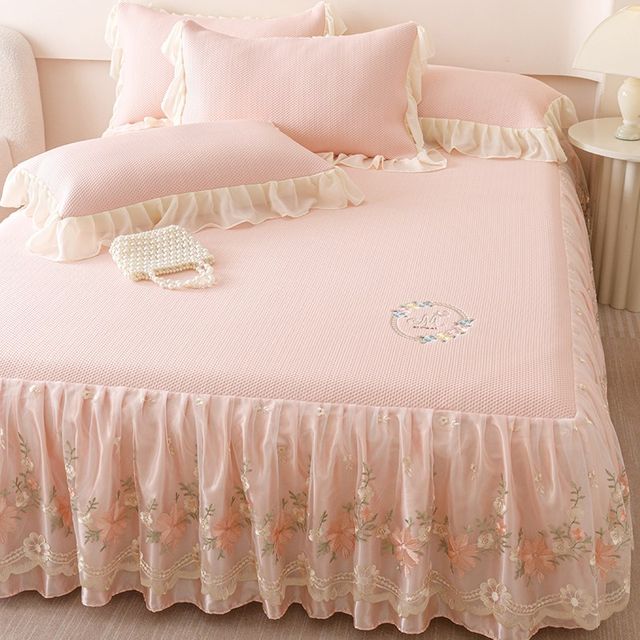 
Summer Ice Bean Cool Mat Bedskirt Three-piece Set 2025 New Type A Maternal and Infant Grade Cooling Air-conditioned Mat Can Be Machine Washed