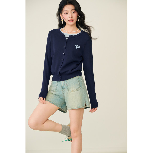 Basic House/Baijiahao Tiansi Fake Two-Piece Sweater Spring New Line Striped Spliced ​​Short Top
