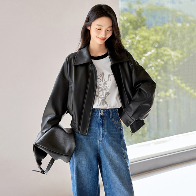 IC black retro leather jacket for women 2025 new autumn design high-end commuter street temperament top
