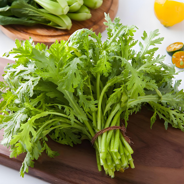 Emperor vegetable medium-leaf chrysanthemum seeds, green vegetable seeds, spring chrysanthemum seeds, chrysanthemum seeds, four-season vegetable rapeseeds