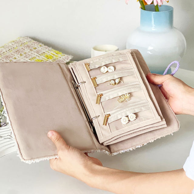 Xiaoxiang style gold jewelry storage book portable jewelry storage bag Sifeng same jewelry storage bag