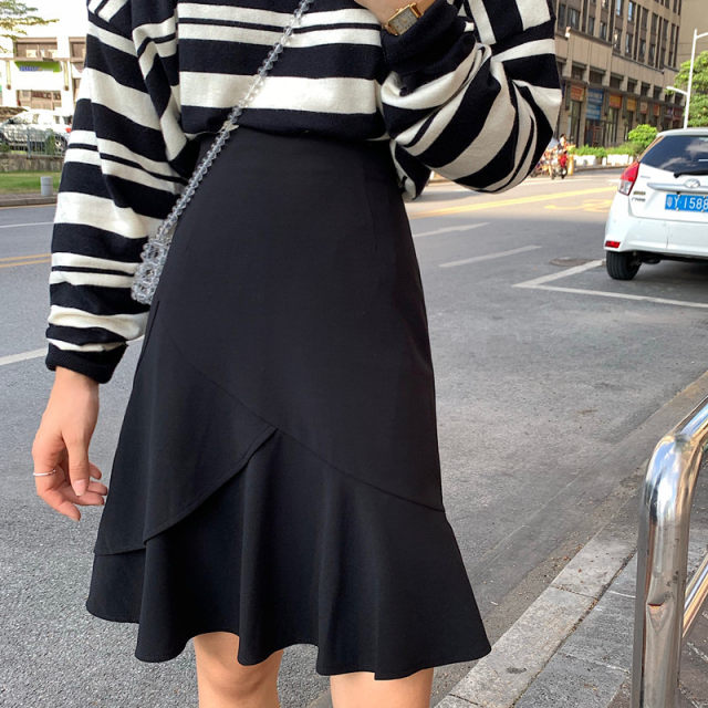Large size skirt fishtail skirt ruffled skirt women fat mm autumn and winter G Korean version hip-packing A-line skirt mid-length skirt cover skirt
