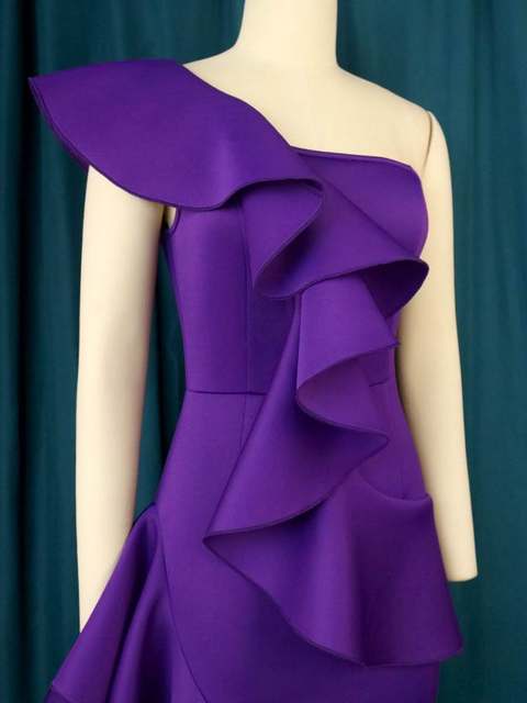 European and American large -size shoulder -length celebrities Wind ruffled border birthday banquet evening dress Sexy party dresses
