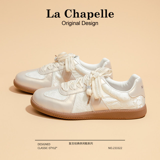 La Chapelle's training shoes for women 2025 autumn and winter new soft-soled versatile breathable national style casual plus velvet small white sneakers