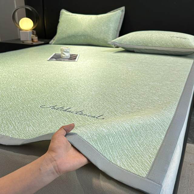 
Summer Cool Ice Silk Cool Mat, Category A, maternal and infant grade, machine washable, air-conditioned soft mat, three-piece set, summer cooling mat 2025 new style