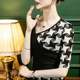 New summer slanted V-neck T-shirt for women's five-quarter sleeve houndstooth print design mid-sleeved top 2022 early autumn new style