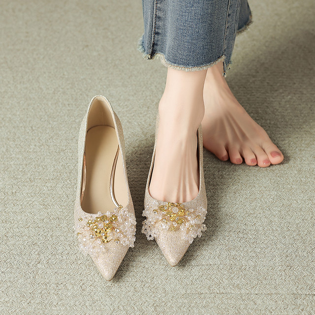 Sheepskin pad pointed high heels for women 2025 new summer beautiful and untiring wedding shoes thin heel crystal single shoes