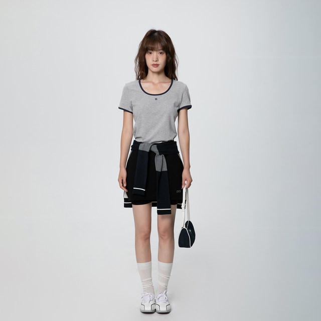 GROVE 25SS Spring and summer new contrasting color large round neck slim short-sleeved T-shirt GCM5TS07