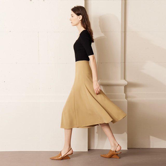Amii2025 summer new elegant commuter style solid color fishtail skirt straight irregular skirt A-line skirt women