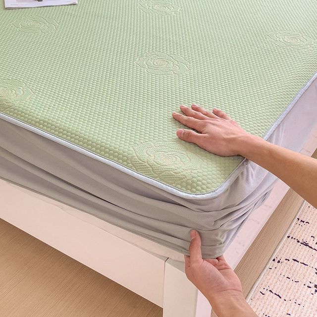 
Bingdoudou cooling mat and fitted sheet set, three-piece set, can be customized in custom sizes, maternal and infant category A, summer ice-feel folding soft mat