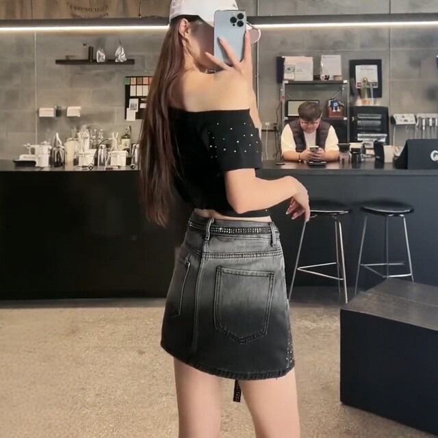 Large size women's retro versatile denim short skirt for women 2025 summer thin heavy industry hot diamonds full of star hip skirt