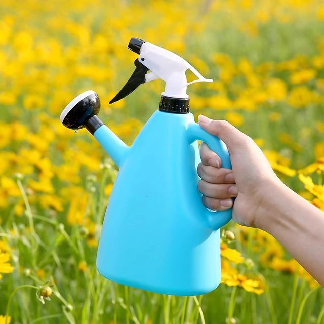 Gardening flower watering spray bottle household spray dual-purpose spray can flower cultivation tool watering artifact press-type sprinkler kettle