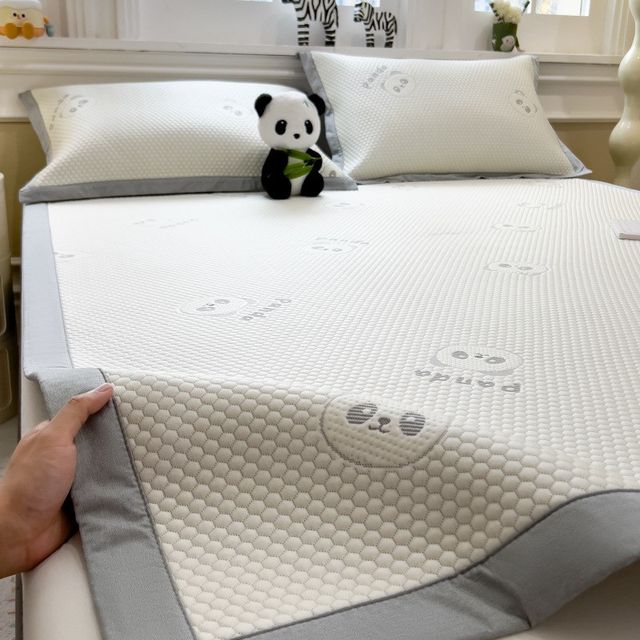 
Category A maternal and infant grade PE ethylene cool ice bean mat machine washable three-piece set thickened air-conditioned soft mat