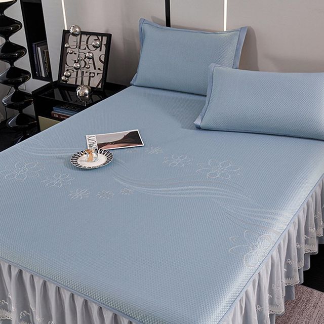 
Summer Ice Silk Mat Bed Skirt Three-Piece Machine Washable Maternal and Infant Grade Cool Bean Mat 20 New Style