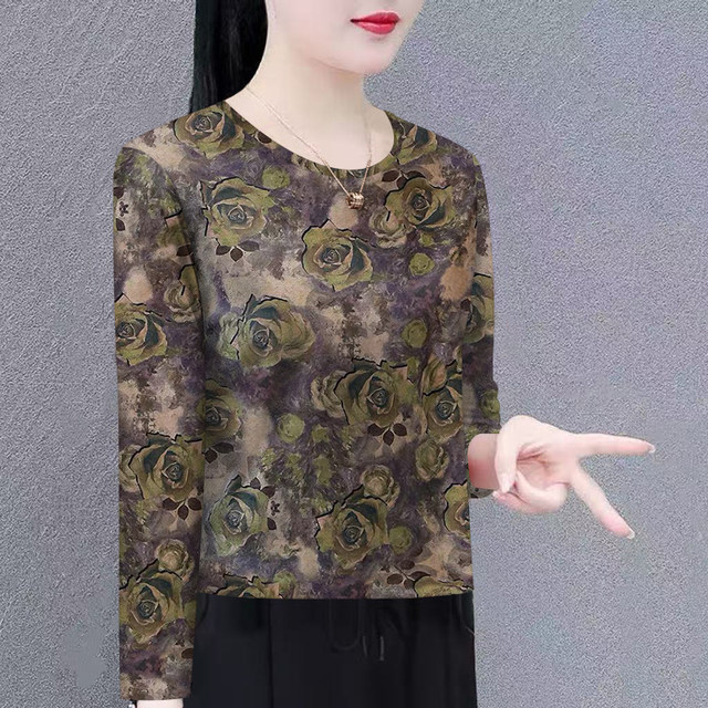 New off-code fashionable middle-aged and elderly collar long-sleeved round neck T-shirt for women 2025 spring and autumn new mother's wear to cover belly and style