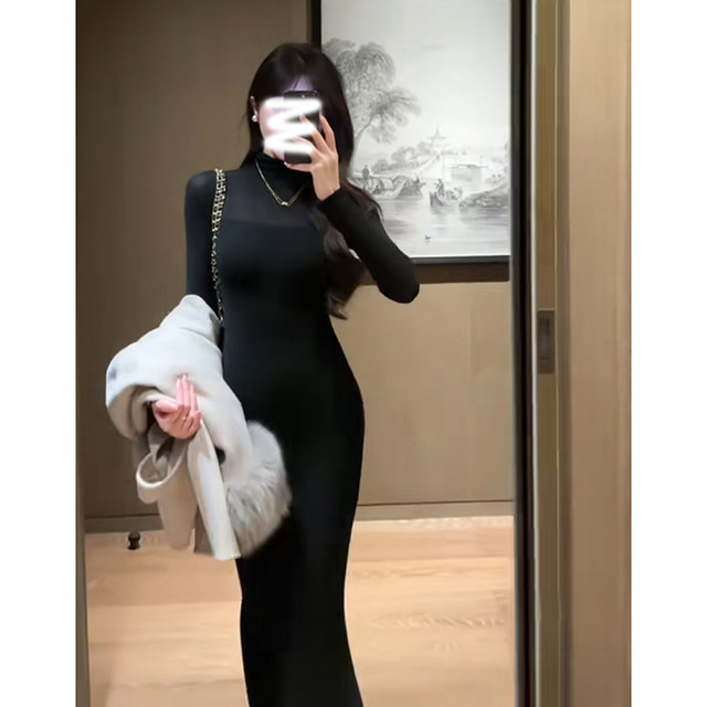 French Hepburn Wind Black slightly transparent base knitted dress women's winter slim inside hip fishtail long skirt
