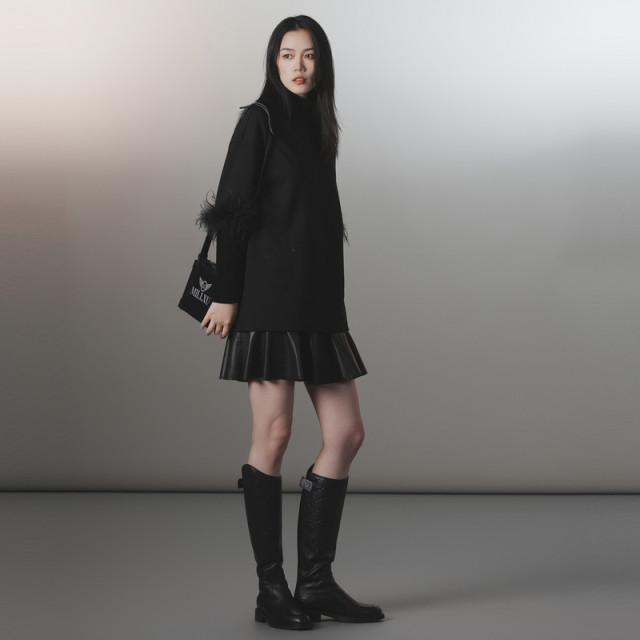 XG Xue Ge 2024 winter new slim A version fish tail splicing minimalist versatile PU leather skirt XJ403021A290