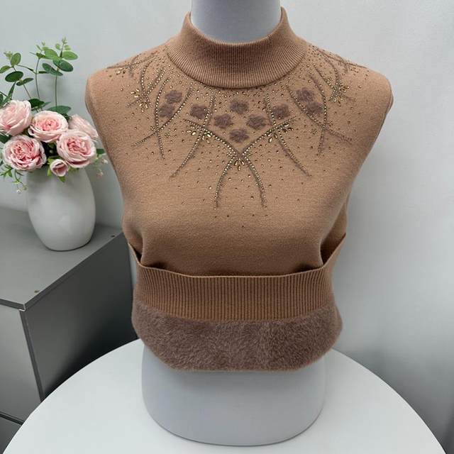 Mom integrated velvet thickened sweater women's winter dress half -high -necked wool sweater in the middle and old age with foreign shirts
