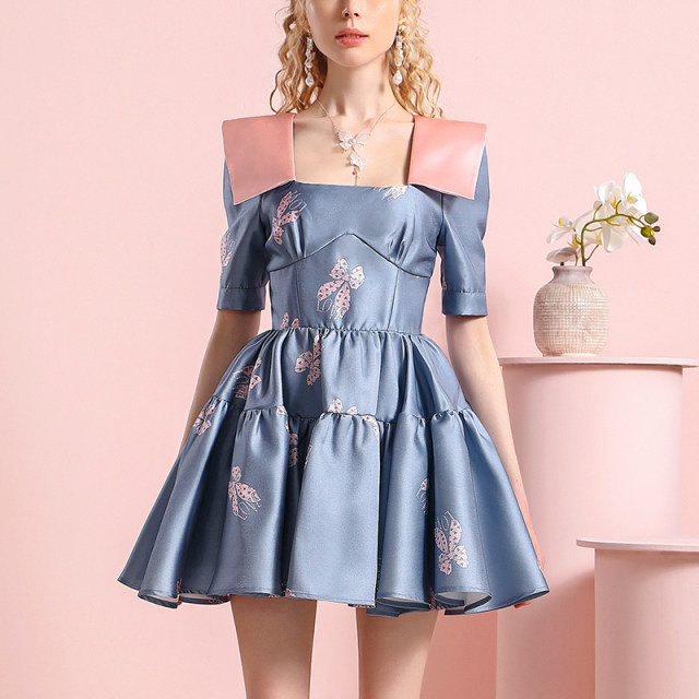 Stubble 2022 new summer women's niche design chic butterfly printed contrasting color square collar sweet puff skirt