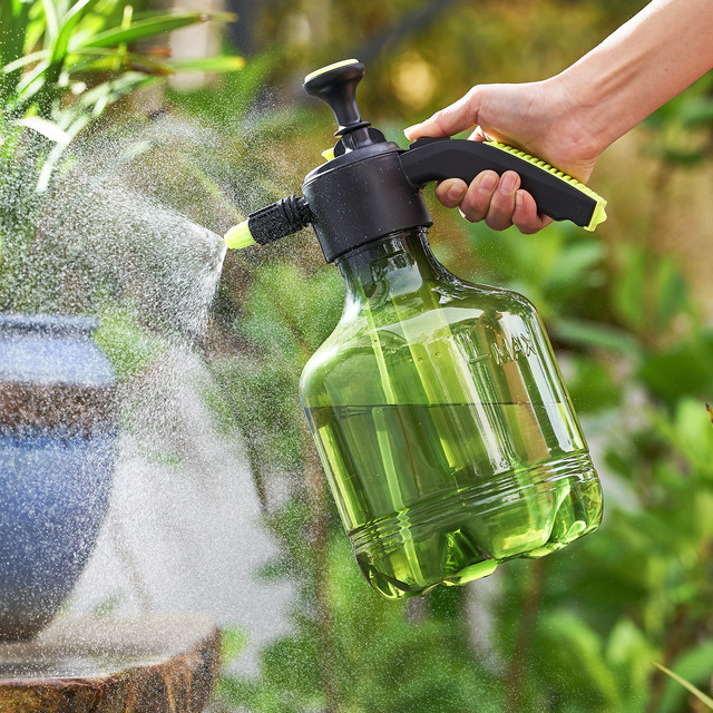 Freedom pressure of water cannon gardening flower spray bottle household air pressure disinfection cannon small spray sprinkler sprinkle kettles