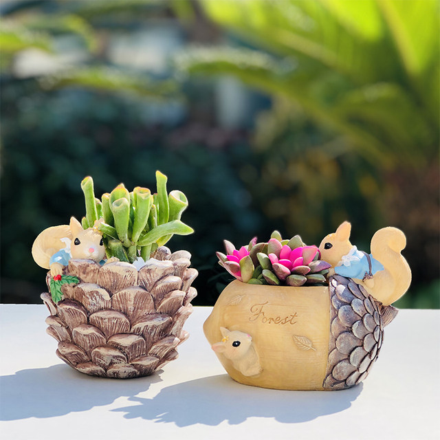 Creative home gardening desktop balcony potted cartoon nut garden resin succulent flowerpot graduation season gift