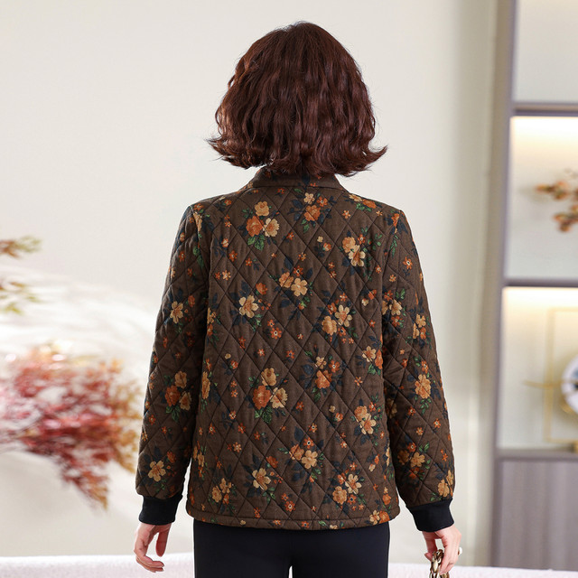 Mom's autumn and winter quilted shirt jacket, floral cotton coat, middle-aged and elderly grandma's winter dress, short style, warm cotton-padded jacket