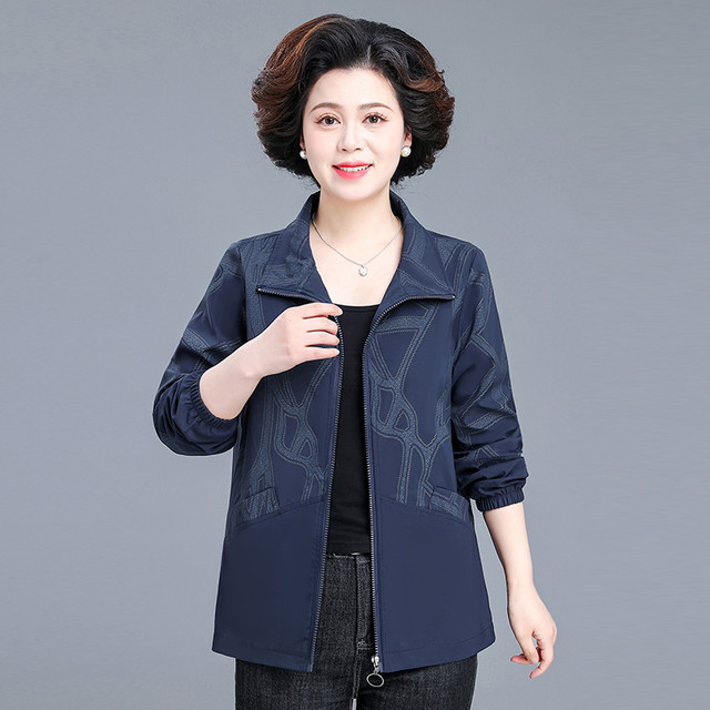 Mom's Autumn Short Windbreaker 2025 New Large Size Tops Middle-aged and Elderly Women's Autumn Coats Western Style Jackets