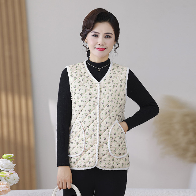 New mother's autumn and winter velvet vest middle-aged women's stylish waistcoat vest middle-aged and elderly women's winter clothing vest outer wear