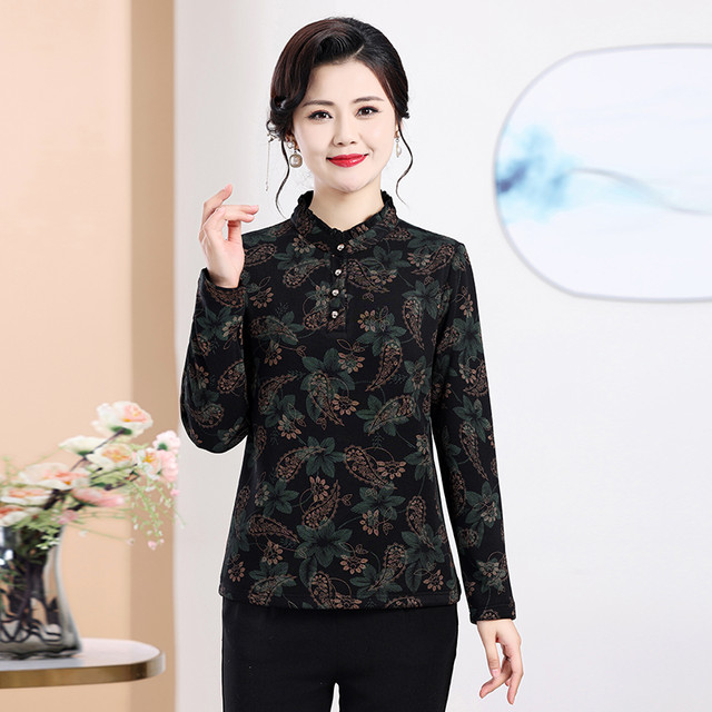 Mom's Autumn and Winter Bottoming Shirt 2025 New Style Western-style Warm Small Shirt for Middle-aged and Elderly Women with Velvet and Thickened Inner T-shirt