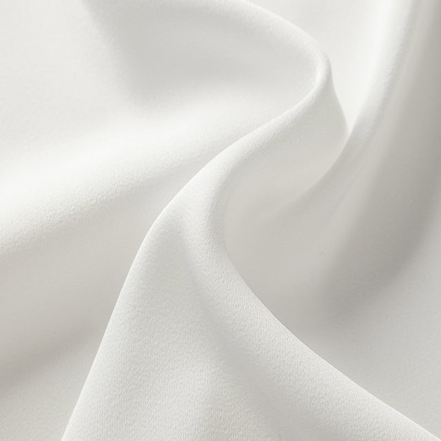 Late white 2025 summer new style trend this year's trendy temperament sleeveless shirt lapel commuter white shirt women's top
