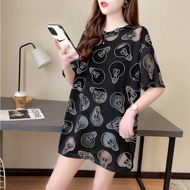 2021 summer loose large size mid-sleeved light bulb burnt flower pattern hollow mid-sleeved medium-length short-sleeved T-shirt for women half-sleeved
