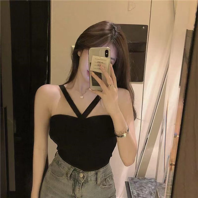 Black sexy vest for women 2024 new summer photogenic cross halter hot girl temperament showing big breasts hollow suspender