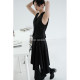 With her original niche design Hong Kong wind, handsome high waist, high waist irregular workplace street drooping A -shaped suit skirt