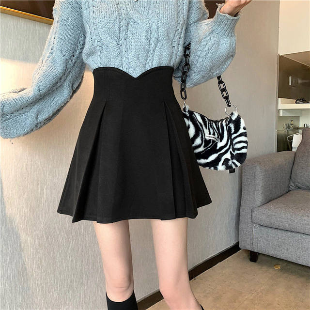 Large size fat mm black high waist hip skirt women's spring and summer A-line pleated skirt to make them look slim jk short skirt
