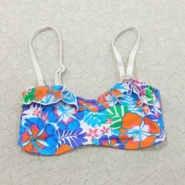 Foreign trade original single K702 girl triangular bikini jacket comfortable small vest beach surfing hot spring swimsuit
