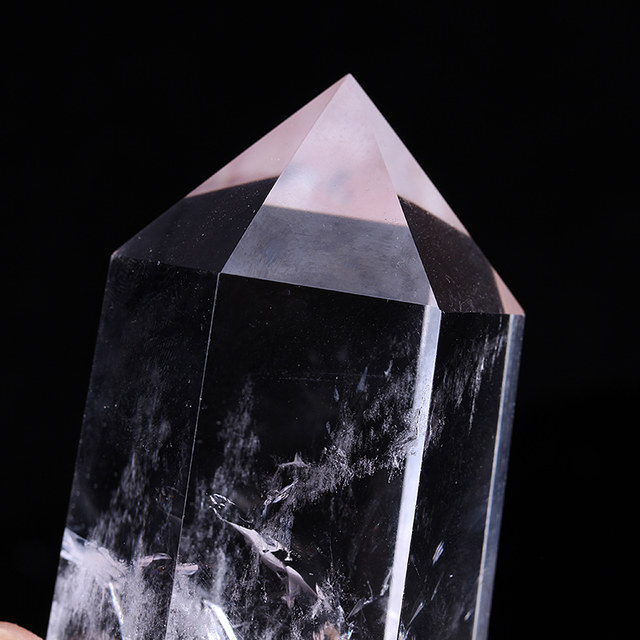 High-quality natural white crystal crystal column, raw stone, blue needle, hexagonal prism, degaussing and purification, desktop ornaments, one object and one picture