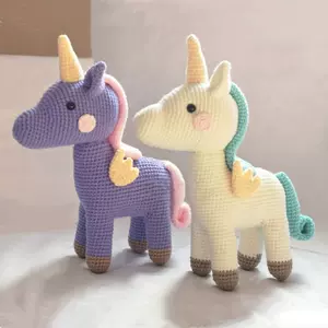Amigurumi Toy Box: Cute Crocheted Friends [Book]