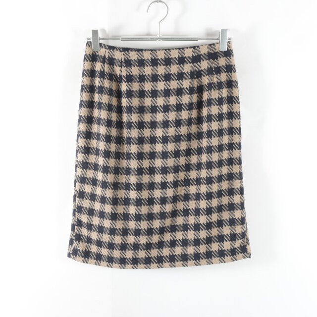 New Japanese style commuting versatile rear invisible zipper high waist slim short skirt for women plaid fashion straight skirt