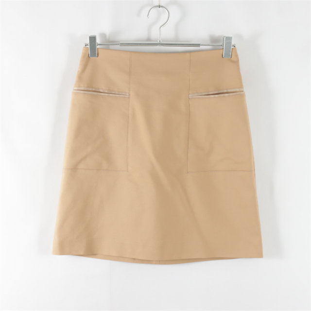 New Japanese style commuting versatile rear invisible zipper high waist slim short skirt for women solid color fashionable hip-covered skirt