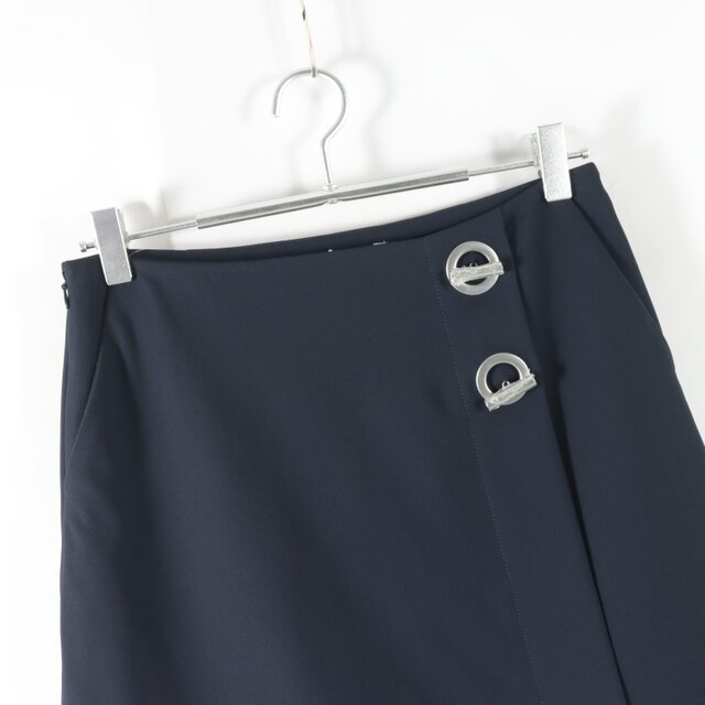Japanese style commuting versatile side invisible zipper high waist slim short skirt for women solid color fashionable hip skirt