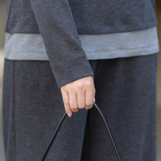 Middle-aged and elderly women's spring clothing casual suit 40 years old 50 mother autumn clothes fashionable two-piece spring and autumn long-sleeved top for women