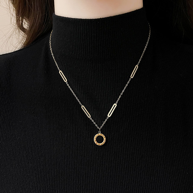 Double-sided titanium steel necklace for women 2025 new light luxury niche high-end long sweater chain autumn and winter decorative accessories