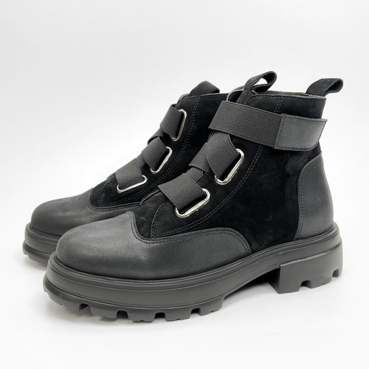 
Cabinet Ya's women's boots are soft and comfortable Martin boots thick-soled European and American trendy shoes color-blocked and velvet Velcro outdoor cowhide boots
